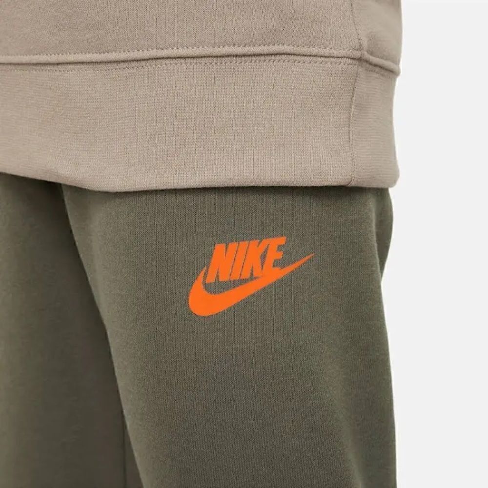 Nike Kids Fleece Crew Sweatshirt (Little Kids) - Picture 11 of 12